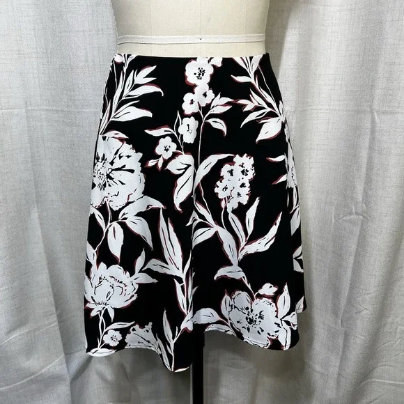 White House Black Market Skirts New White House Black Market